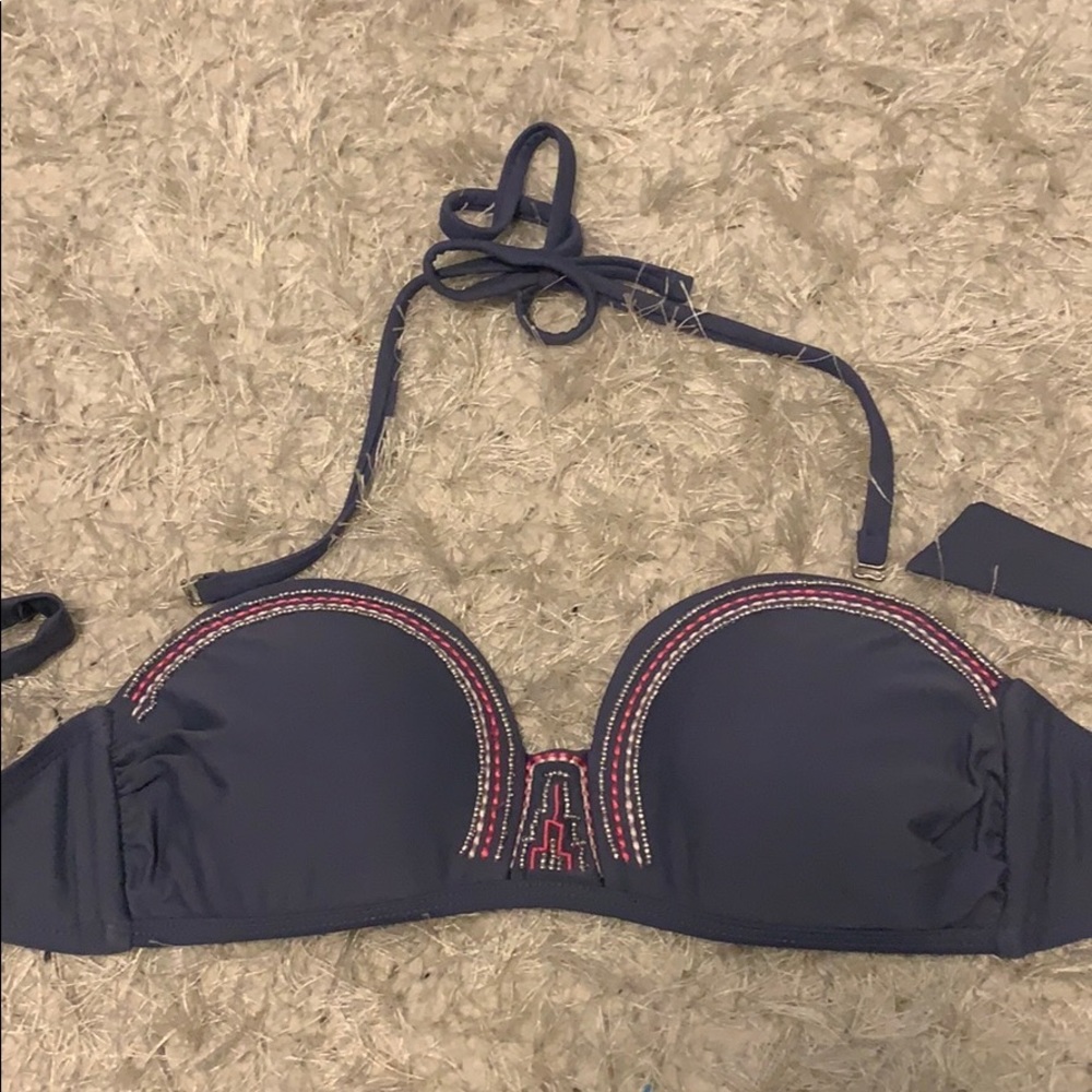 Bikini top